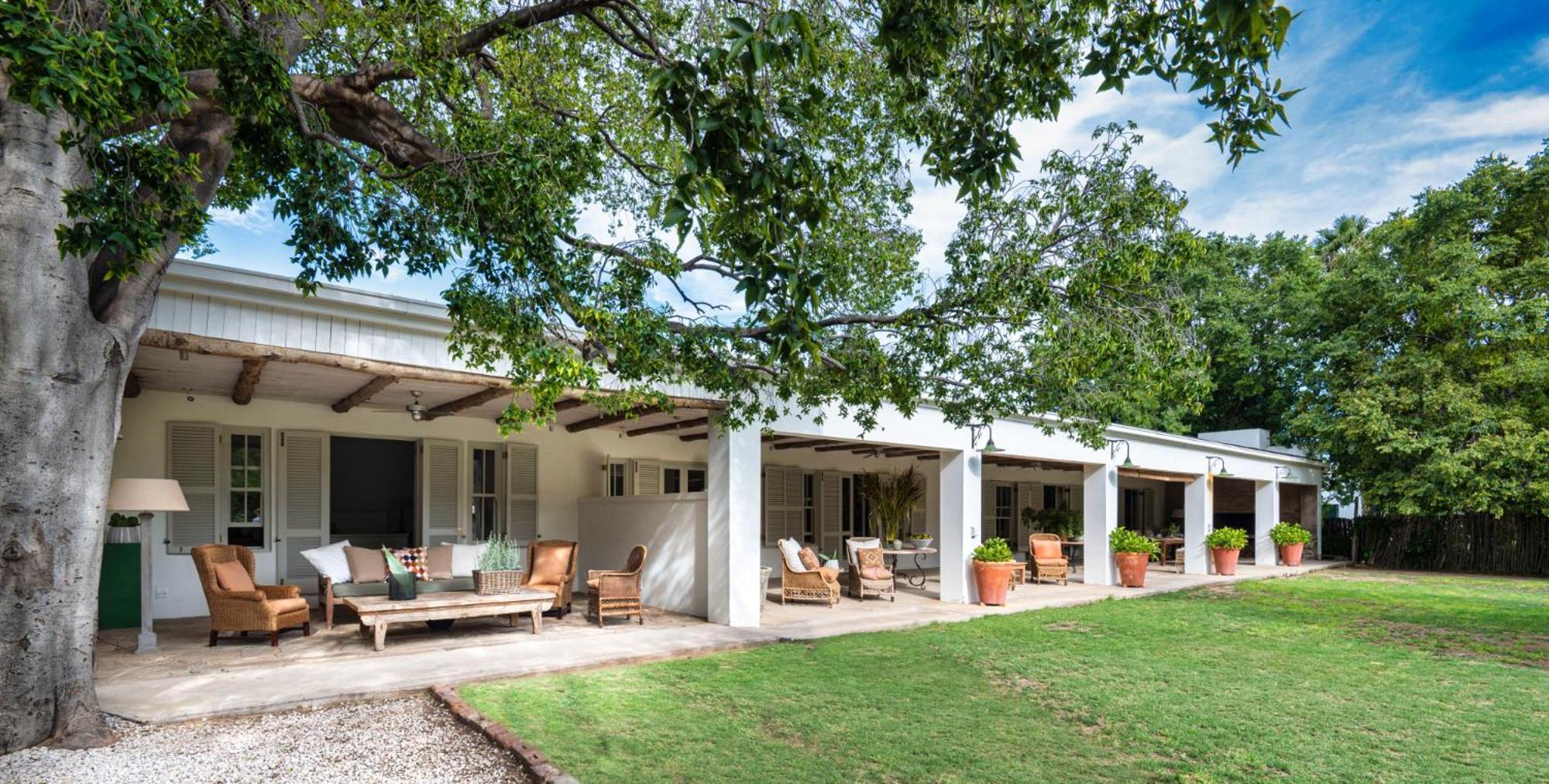 Langhuis Guesthouse Graaff-Reinet Εξωτερικό φωτογραφία